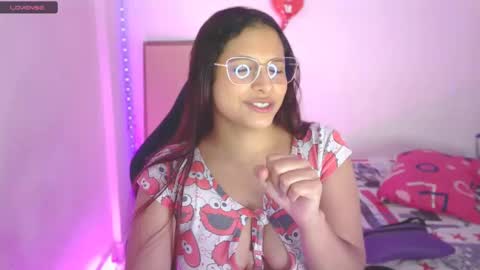 Aleja Harker  online show from February 24, 1:35 am