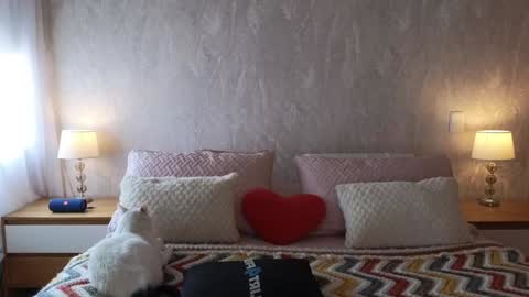 Alejandhra online show from January 7, 8:31 pm