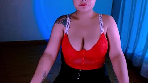 Alejandra  online show from November 21, 11:25 pm