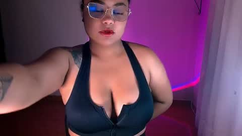 Snapshot of alejandra_conde chatting on December 16, 12:04 am Alejandra online show from December 16, 12:04 am