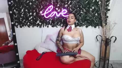 Aleja  online show from February 8, 10:29 pm