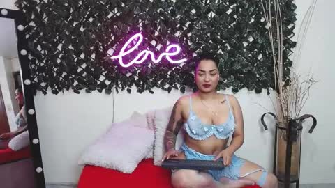 Aleja  online show from February 7, 7:59 pm
