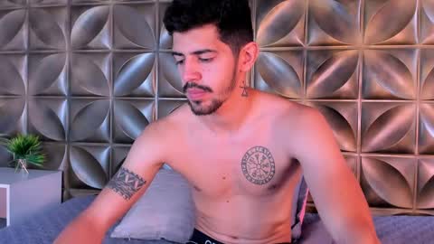 Alejo  online show from February 13, 7:31 pm