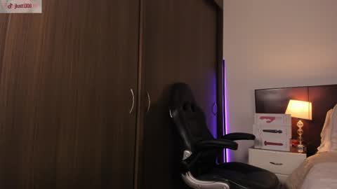 Alejandra online show from March 6, 8:27 pm