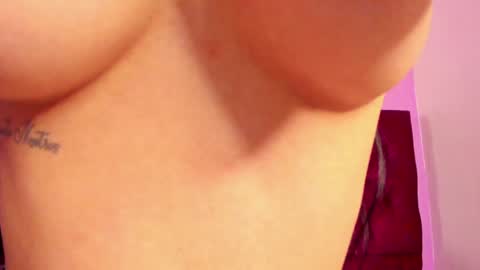 Snapshot of alejita699 chatting on December 6, 10:00 am Alejita699 online show from December 6, 10:00 am