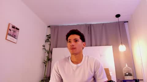 alejo_exotic online show from July 2, 12:21 pm