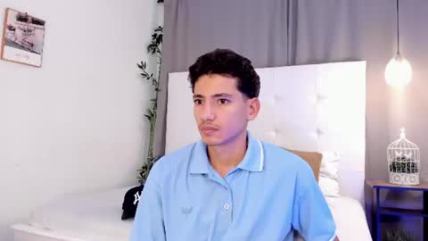 alejo_exotic online show from June 27, 12:33 pm