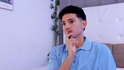 alejo_exotic online show from July 14, 12:21 pm