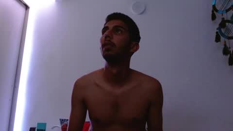 Snapshot of alejo_hot23 chatting on September 17, 1:42 am David online show from September 17, 1:42 am