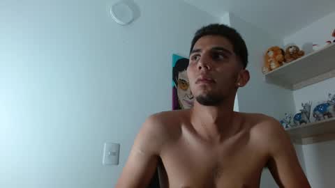 Snapshot of alejo_hot23 chatting on January 12, 3:07 am David online show from January 12, 3:07 am