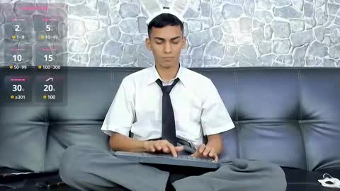 Snapshot of alejo_peverell chatting on March 11, 5:57 pm alejo peverell online show from March 11, 5:57 pm