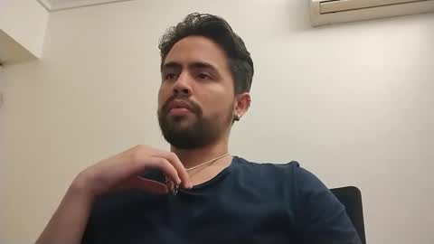 alejo_shy online show from October 15, 3:32 am