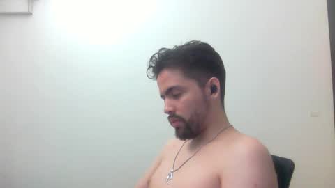 alejo_shy online show from November 28, 5:26 am