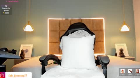 ALejoo Saenz online show from April 9, 6:19 am