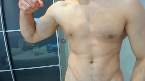 Snapshot of aleks_brown chatting on March 5, 10:44 am aleks_brown online show from March 5, 10:44 am