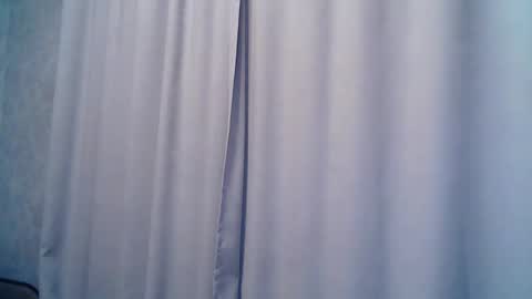 aleksafalii online show from May 23, 7:43 pm