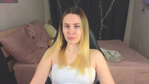 Alena online show from January 15, 2:24 pm