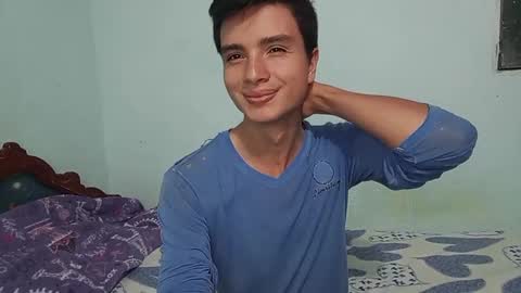 Alejandro online show from December 2, 2:57 am