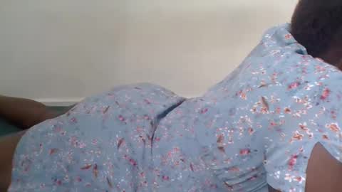 Snapshot of alesha_ chatting on February 27, 6:53 pm Noreen Kennth and Emilly online show from February 27, 6:53 pm