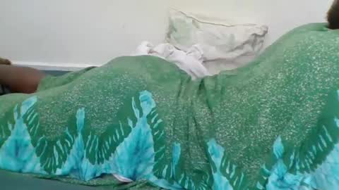 Snapshot of alesha_ chatting on February 14, 6:19 pm Noreen Kennth and Emilly online show from February 14, 6:19 pm