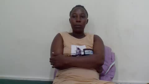 Snapshot of alesha_ chatting on February 16, 7:26 am Noreen Kennth and Emilly online show from February 16, 7:26 am