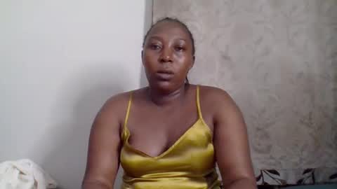 Snapshot of alesha_ chatting on September 17, 6:55 pm Noreen Kennth and Emilly online show from September 17, 6:55 pm