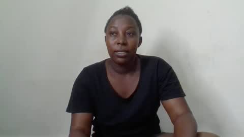 Snapshot of alesha_ chatting on February 23, 10:17 am Noreen Kennth and Emilly online show from February 23, 10:17 am