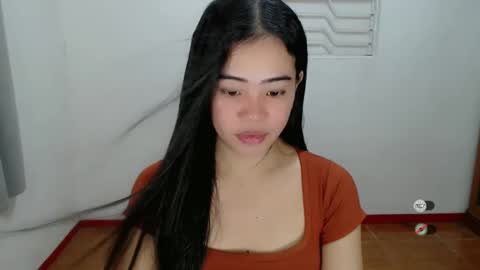 Snapshot of alesha_vibe_me chatting on January 18, 3:53 am alesha_vibe_me online show from January 18, 3:53 am