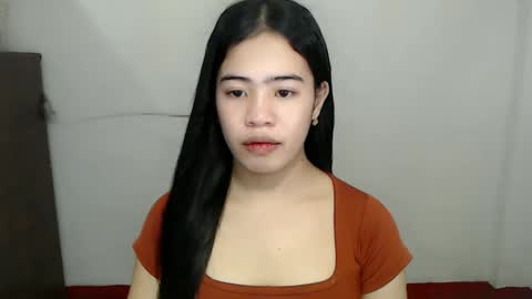 Snapshot of alesha_vibe_me chatting on January 18, 6:56 am alesha_vibe_me online show from January 18, 6:56 am
