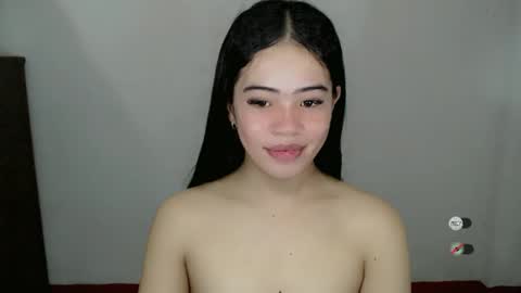 Snapshot of alesha_vibe_me chatting on February 9, 5:50 am alesha_vibe_me online show from February 9, 5:50 am