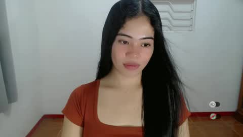 Snapshot of alesha_vibe_me chatting on January 20, 8:41 am alesha_vibe_me online show from January 20, 8:41 am