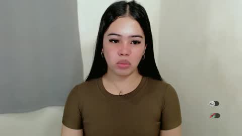 Snapshot of alesha_vibe_me chatting on September 14, 6:37 am alesha_vibe_me online show from September 14, 6:37 am