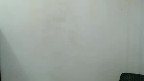 Snapshot of alesha_vibe_me chatting on March 4, 10:46 am alesha_vibe_me online show from March 4, 10:46 am