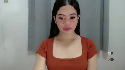 Snapshot of alesha_vibe_me chatting on February 2, 6:47 am alesha_vibe_me online show from February 2, 6:47 am