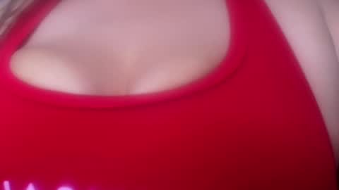 Snapshot of aleska_dollx chatting on September 18, 1:09 am QUEEN OFF MILk IM BACK 15 NOV online show from September 18, 1:09 am