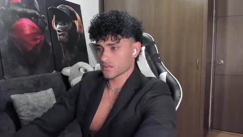 Alessandro Vanni online show from November 18, 1:08 am