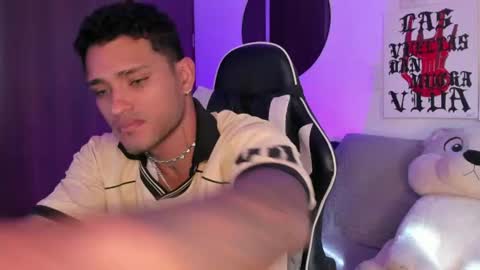 Alessandro Vanni online show from June 29, 1:44 pm