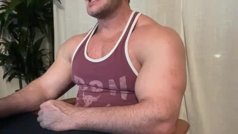 Alessandrobuilder online show from October 19, 6:23 pm