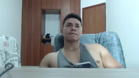 alessandromancini92 online show from October 28, 2:01 am