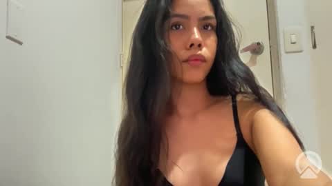 alessia594591 online show from June 2, 4:58 am