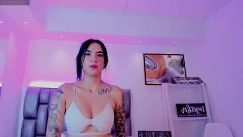 alessiafacetti online show from September 17, 7:39 pm