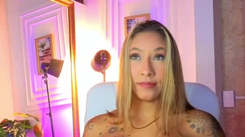 Alessia online show from April 20, 10:07 am