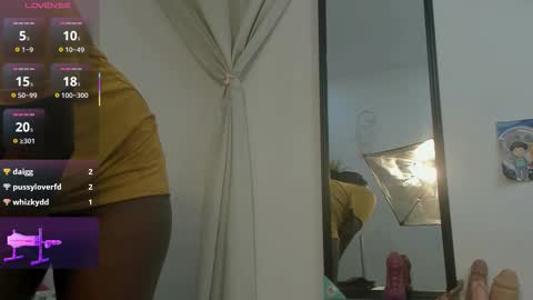 alessiiaa online show from November 22, 8:40 pm