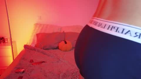 Alessio online show from October 5, 1:03 am