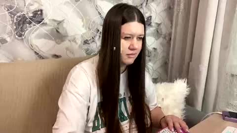 Snapshot of aletta_oushen chatting on February 5, 2:16 pm Aletta Oushen online show from February 5, 2:16 pm