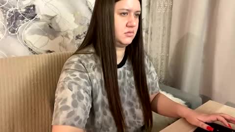 Snapshot of aletta_oushen chatting on January 18, 2:55 pm Aletta Oushen online show from January 18, 2:55 pm