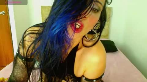 alettallove online show from May 12, 3:10 pm