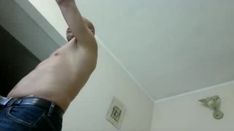 alex120475 online show from February 25, 9:07 pm