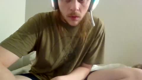 Snapshot of alex69tt chatting on January 23, 10:22 am jointlover online show from January 23, 10:22 am