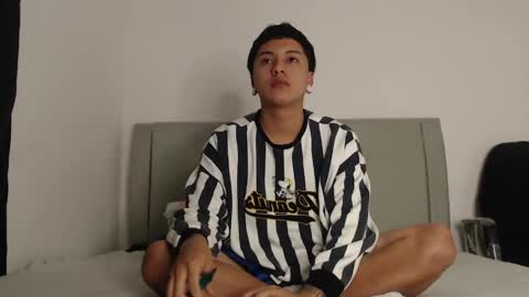 Owen online show from April 22, 3:24 am